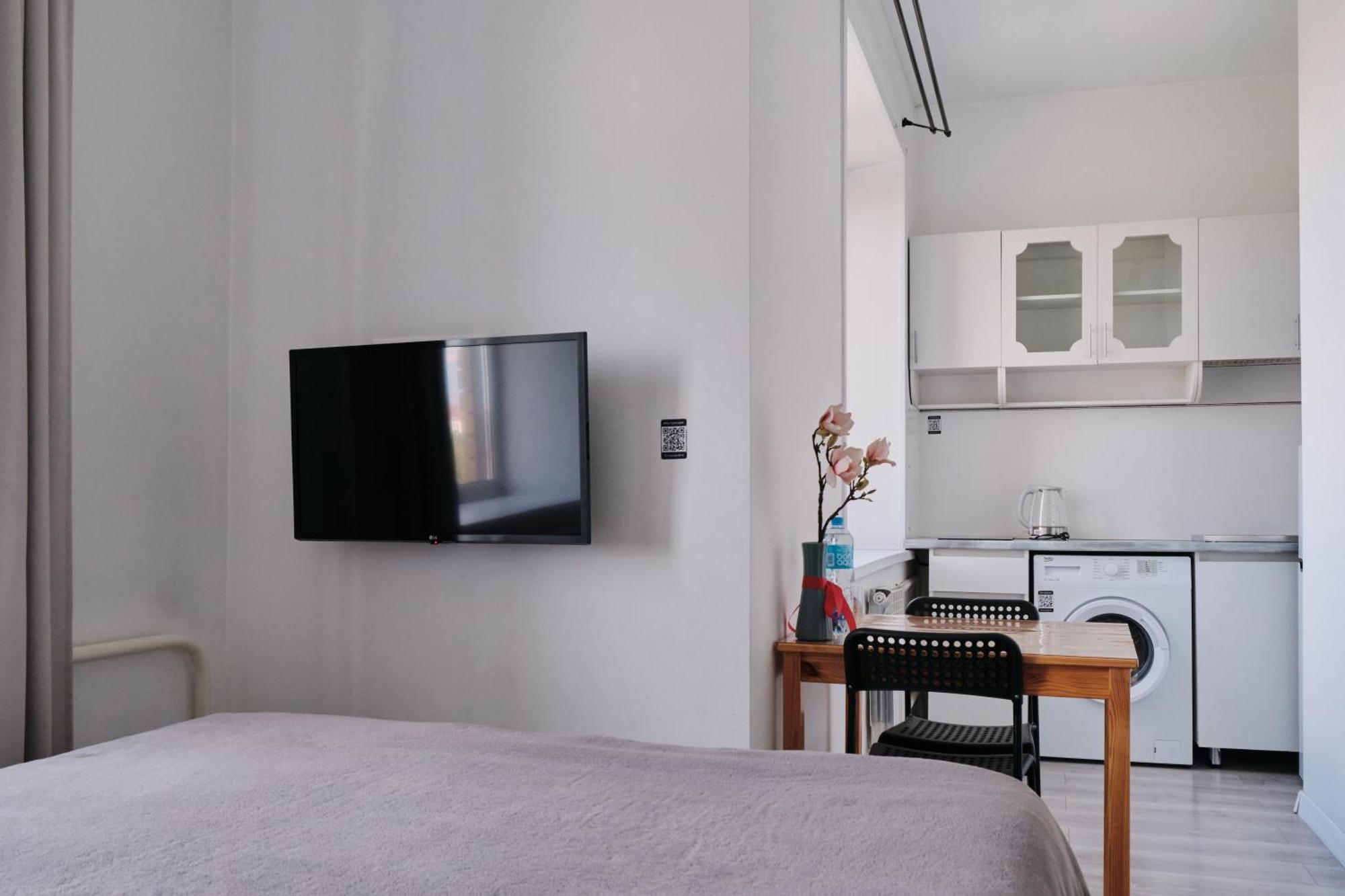 Seven City Apartments Семей Экстерьер фото