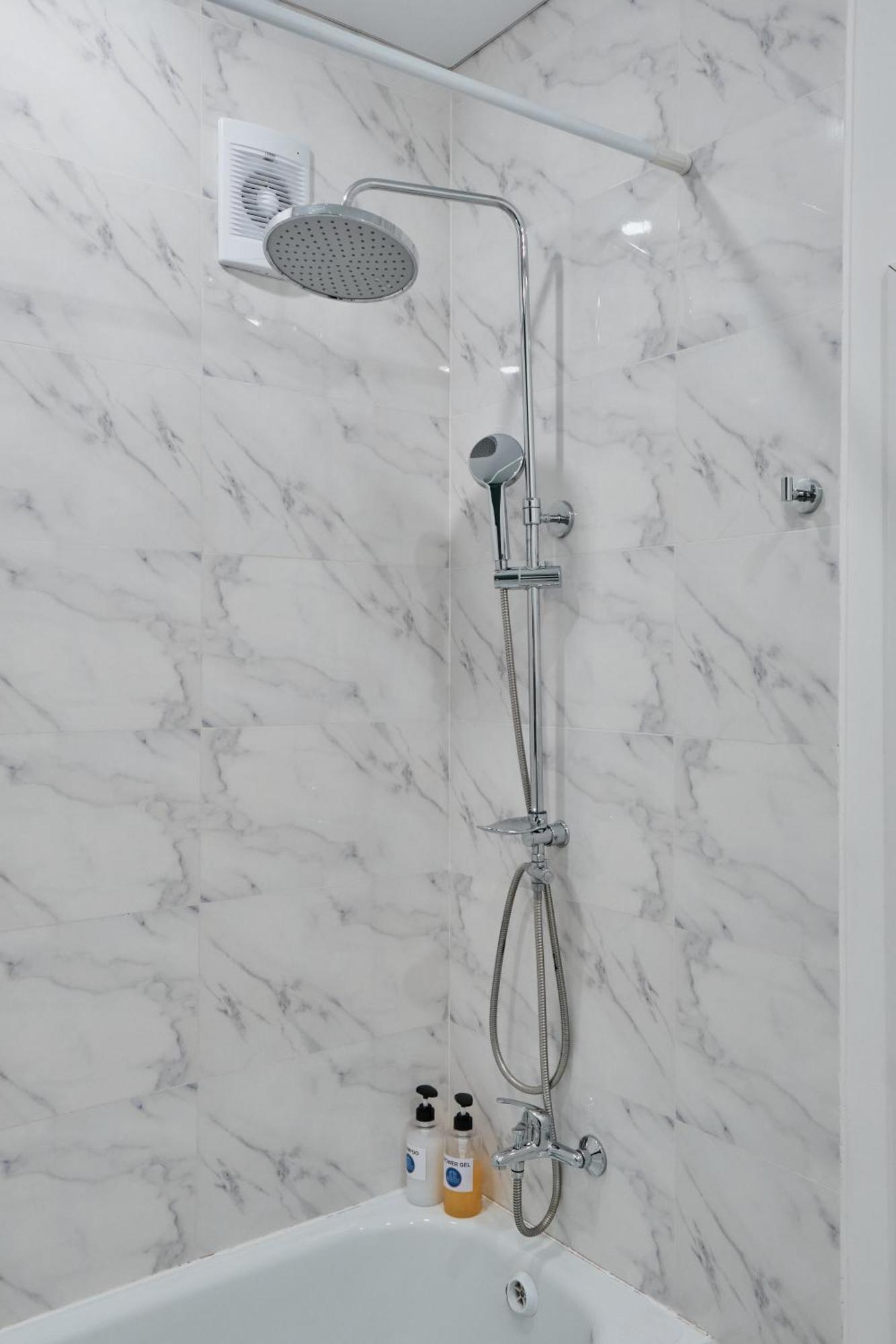 Seven City Apartments Семей Экстерьер фото