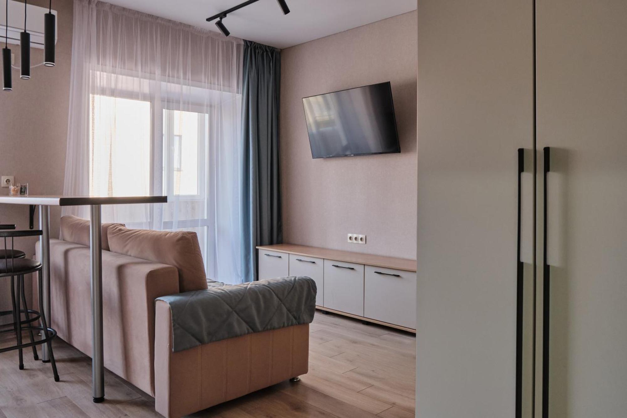 Seven City Apartments Семей Экстерьер фото